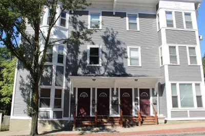151 Centre St #1 1