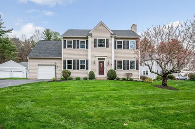 37 Beechwood Dr 1