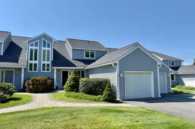 40 Fairway Dr #White Cliff 1