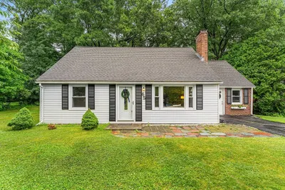 65 Janet Cir 1