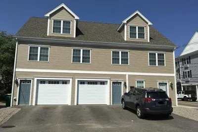 17 Pratt Street #103 1