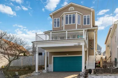 69 Leverett Ave 1