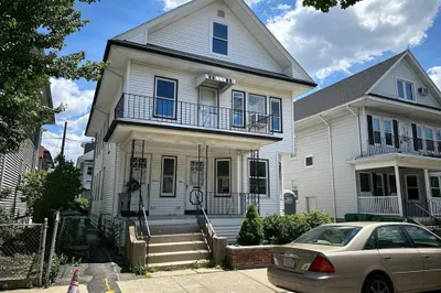 9 Bradford Ave #1 1