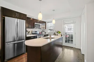 208-210 West 7th Street #2L