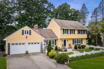 13 Lakeridge Drive 1