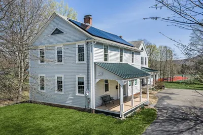 158 Park St 1