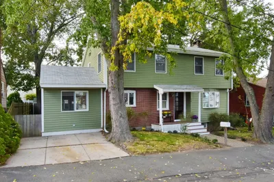 56 Willow Ave 1