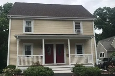 37 Middlesex Street #37