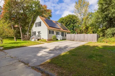 12 Idalla Rd