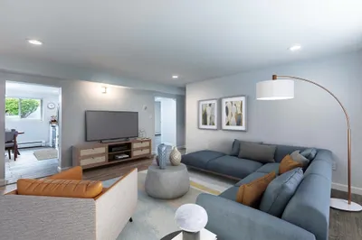 46 Bryon Rd #2