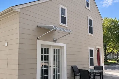 57 Pleasant St #B 1