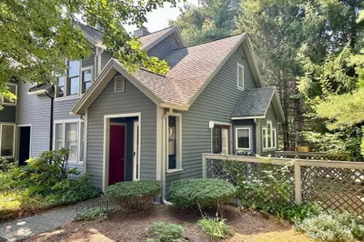 5 Amity Place #5 1