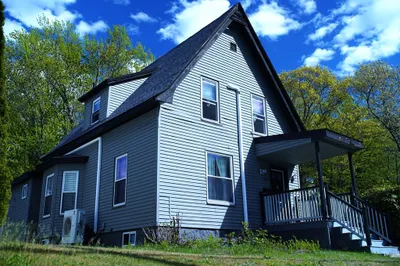257 Lynnfield St 1