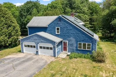90 Royalston Rd 1
