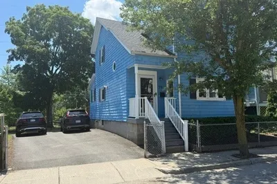 59 Paris Street