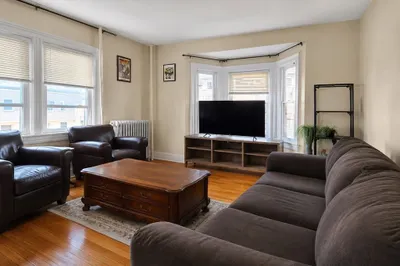 27 Franklin Ave 1