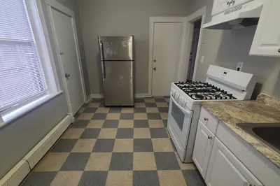 72 Walnut Park #9 1