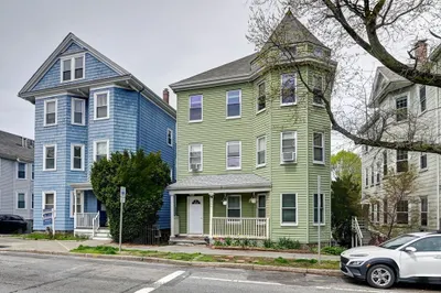 769 Boylston St #3
