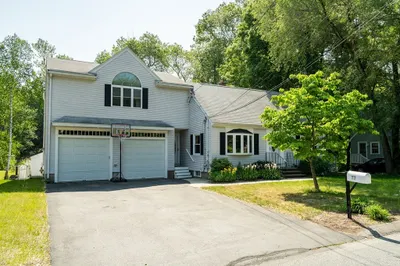 77 Winter St 1