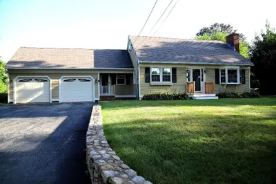 6 Edgewood Ln 1
