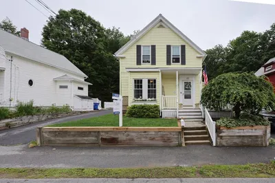 43 Thompson St