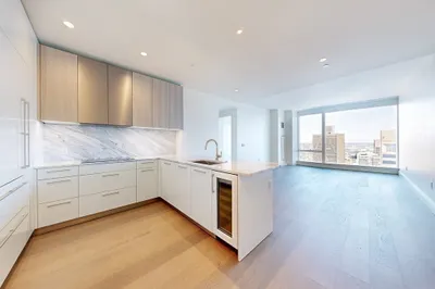 240 Devonshire Street #3714