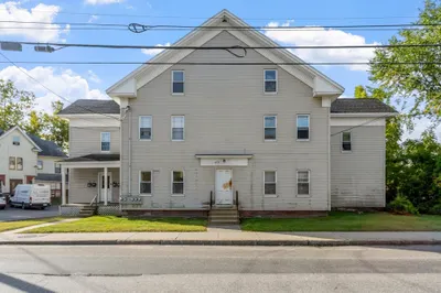 72-78 E Main St 1
