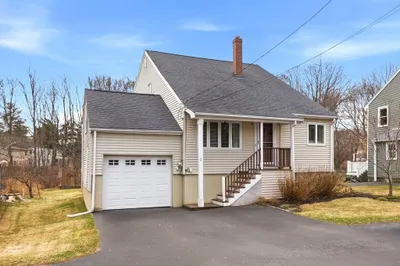 2 Farley Ave