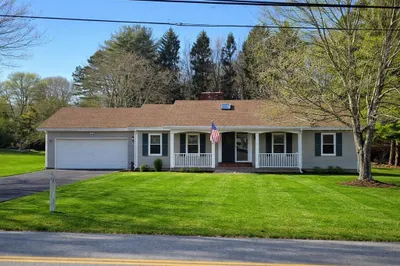 47 Narrows Rd 1