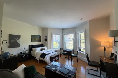 245 Beacon St #3F 1