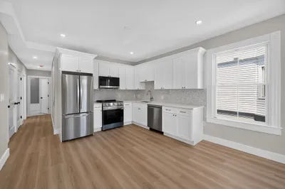 533 Washington Street #1D 1
