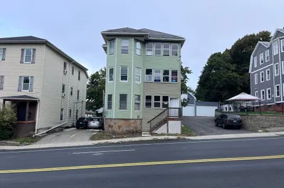181 Belmont St 1