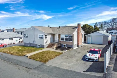 95 Stark Ave 1