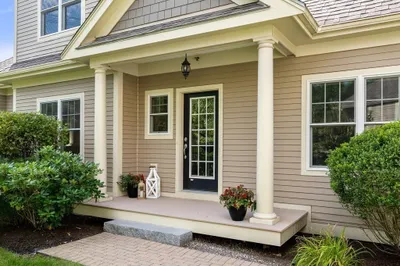 192 Boston Post Road #5 1