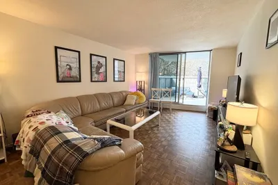 19 Winchester St #102