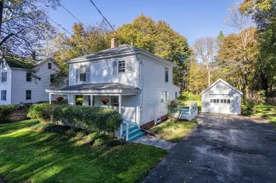 306 Main St