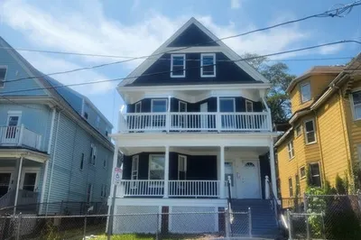 57 Mclellan St 1