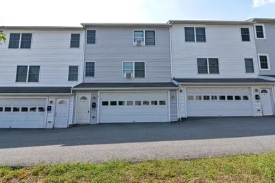 3 Princeton St