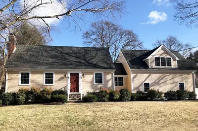66 Southfield Cir 1