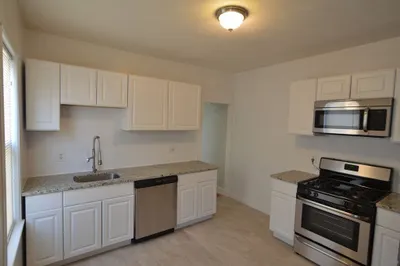 28 Taft Street #2 1