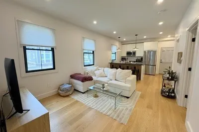 93 Cowper Street #1 1