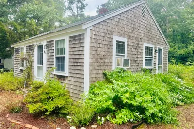 90 Steele Rd
