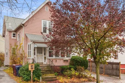 30 Waverly Avenue 1