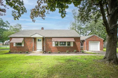 114 Saint James Blvd
