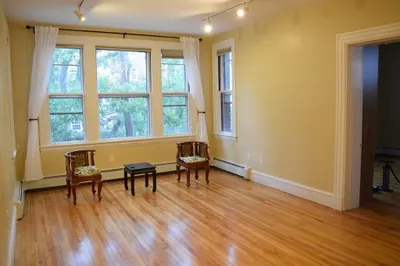 2 Arlington St #21