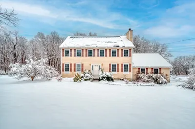 48 Boston Rd 1