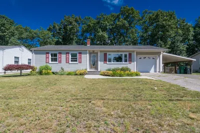 12 Daniel Dr