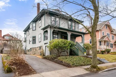 23 Lawndale Street 1
