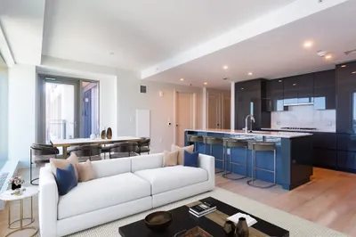 133 Seaport Blvd #1520 1