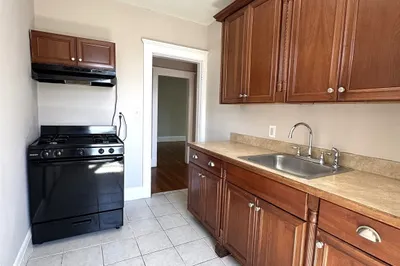 15 Huss Ct #306